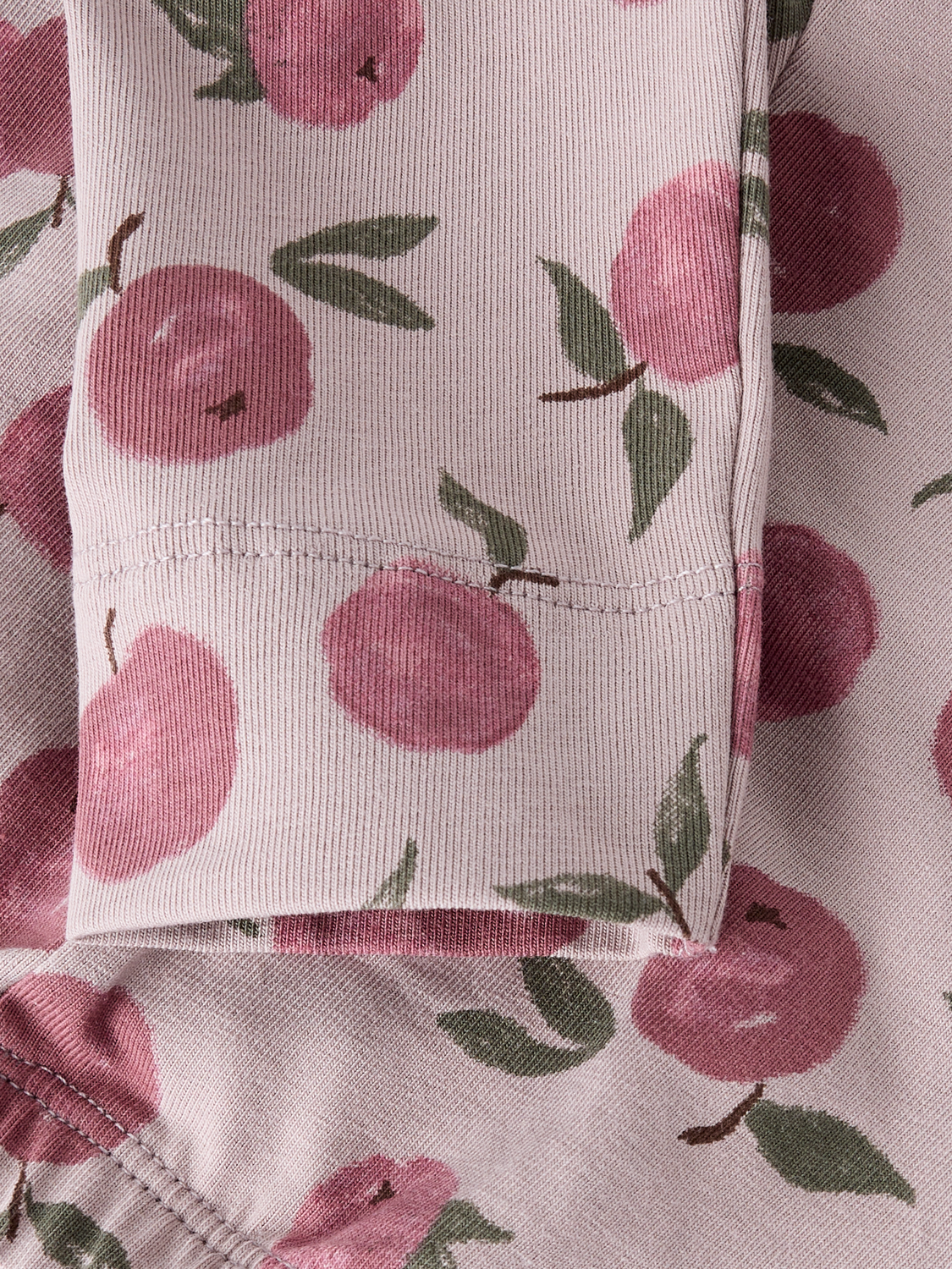 model_shot-front_full